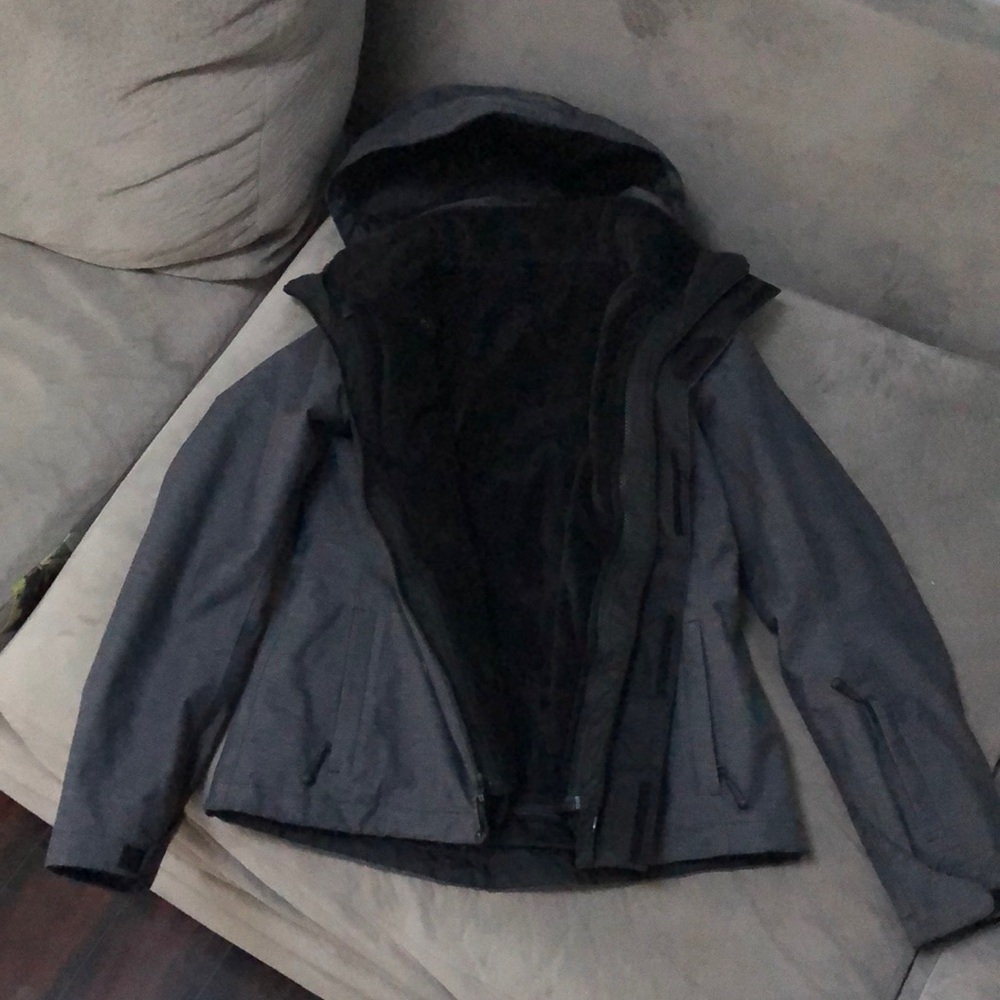 Womens The North Face coat size small